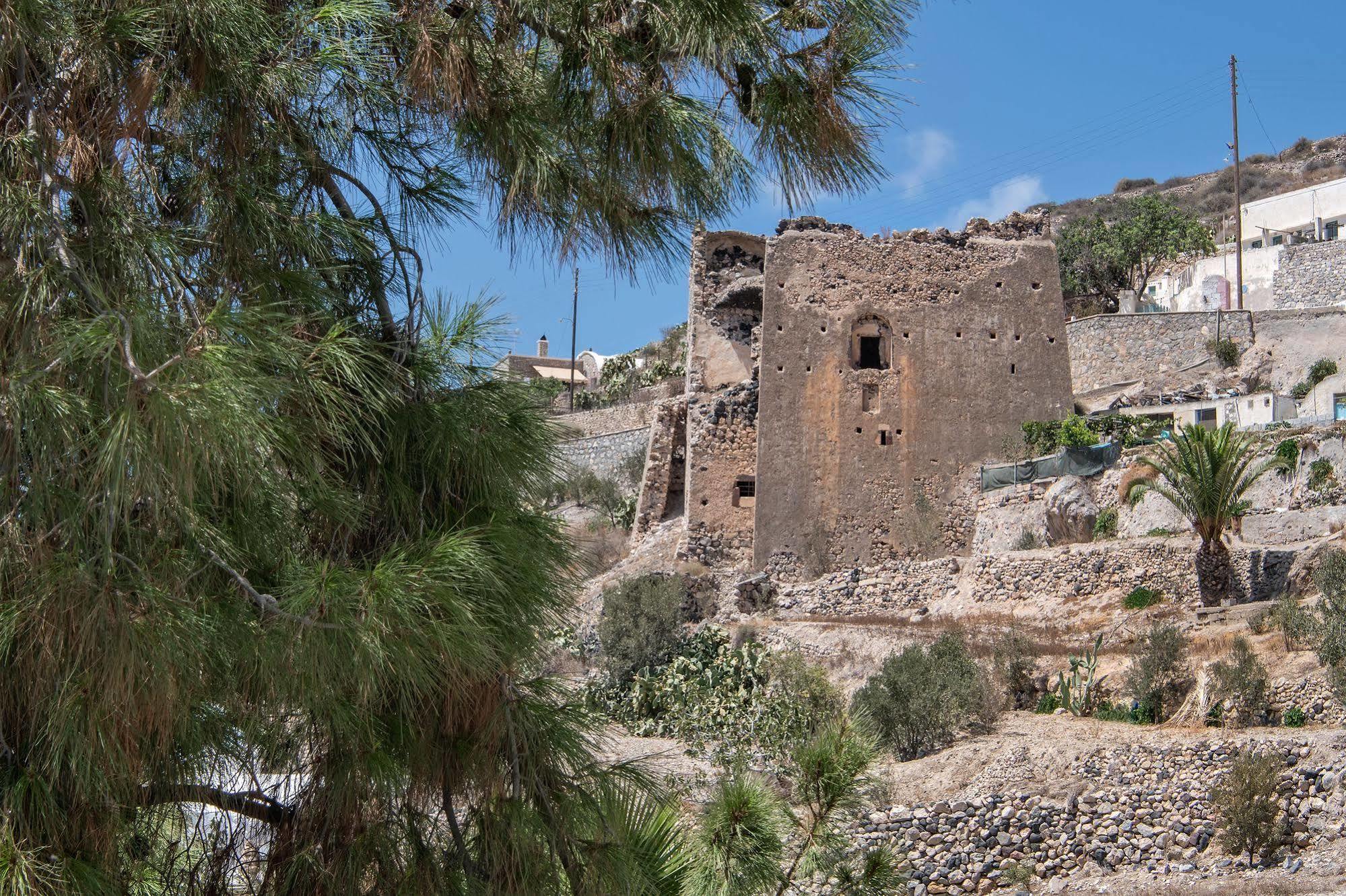 Kokos Traditional Houses Emporio  Exterior photo